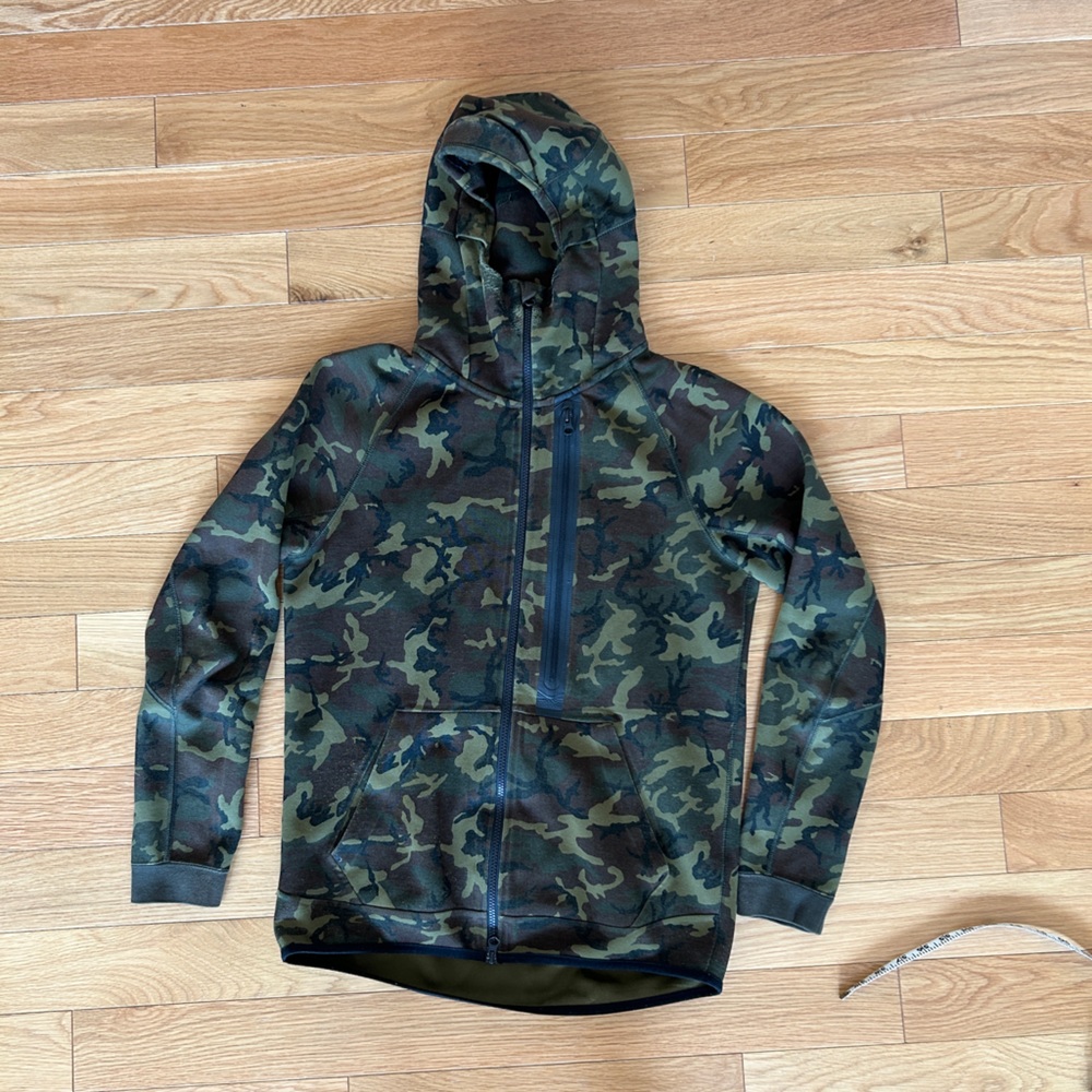 Men’s camo Nike Scuba hoodie